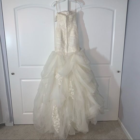 White by Vera Wang Strapless Wedding Dress - Ivory - Picture 8 of 16